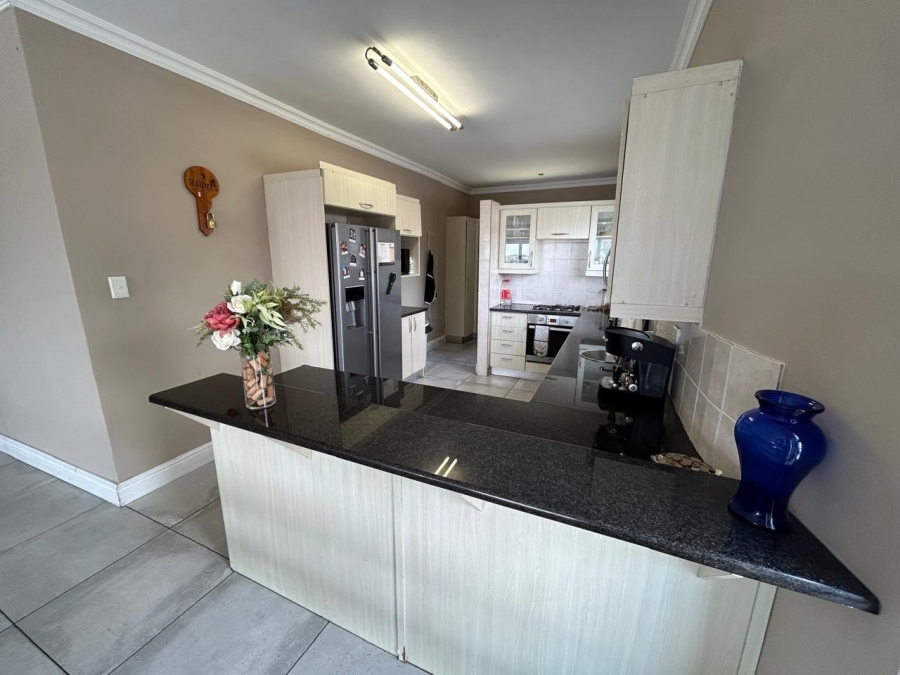 4 Bedroom Property for Sale in Nahoon Eastern Cape